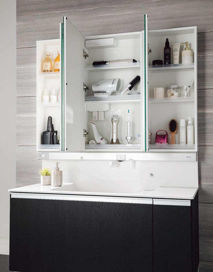 【リフォームプラン例】
洗面台です。
お客様のご希望、ご予算に合あったリフォームプランをご提案させて頂きます!
※リフォームには別途費用が発生します