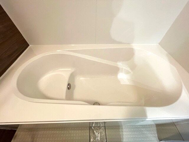 ゆったりとくつろげる腰掛け浴槽は、立ち上がりも安心♪
小さなお子様からご年配の方まで使いやすく、半身浴も楽しめます♪