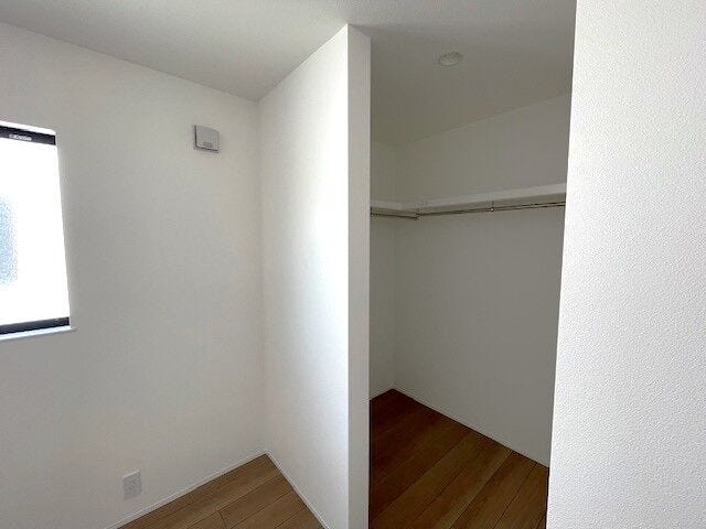 お気に入りの洋服や小物をディスプレイ感覚で並べられ、毎日の準備が楽しめるオープンタイプのWIC♪