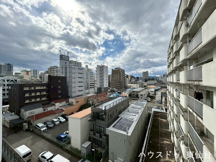 バルコニーからの眺望は開放感があります