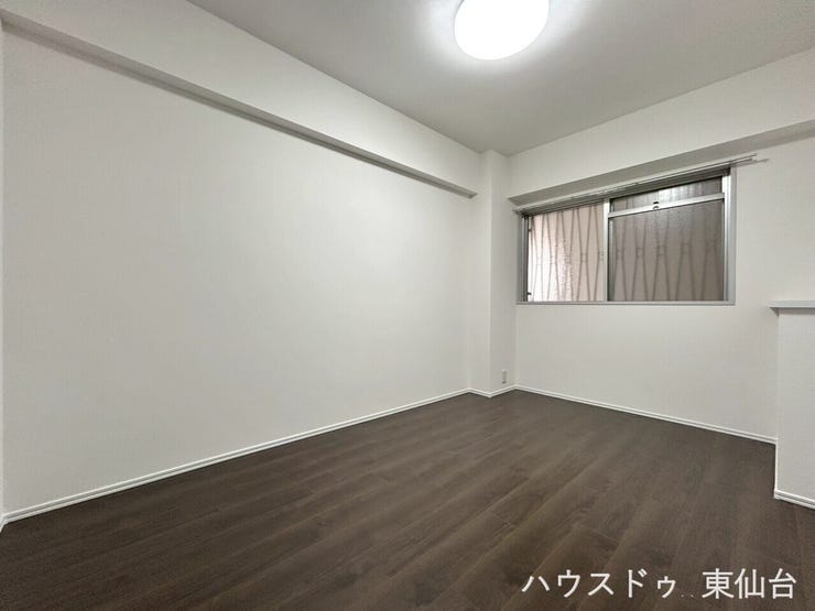 主寝室や子供部屋、書斎としても使える自由度の高い設計です。