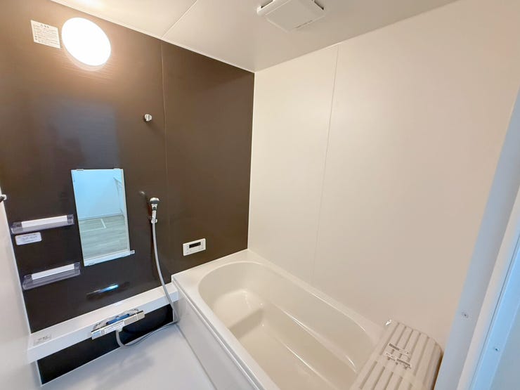 冬の寒さで凍えた体や夏のクーラーで冷えてしまった体を湯船にはいってポカポカにしましょう♪1日の疲れを癒し、心も体も綺麗さっぱり♪心の洗濯をして明日の元気へ。