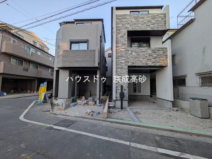 物件の陽当りや通風・仕様設備やお部屋の大きさの比較、近隣・周辺環境や街並みなど、資料には掲載していない情報が現地にはたくさんあります。 是非一度、ご内見ください。