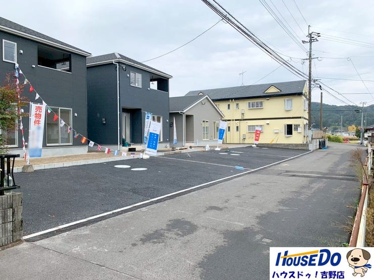 交通量が少ないので駐車もしやすいですね。