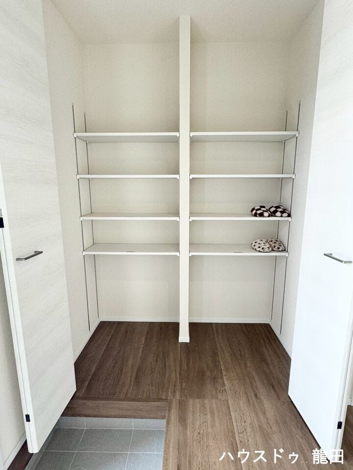 ■□■シューズインクローク■□■