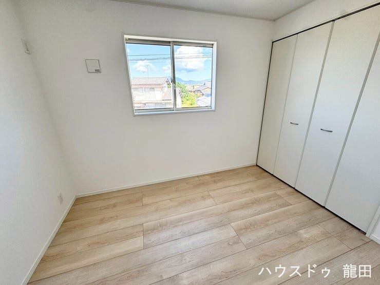 ■□■洋室■□■
洋室5.2帖・クローゼット