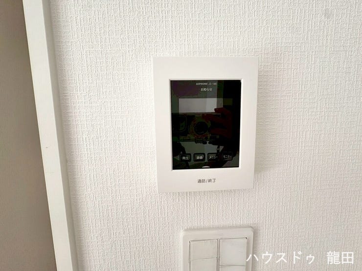 ■□■防犯設備■□■
モニター付きインターホン