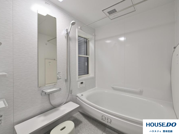 お子様と一緒に浸かれる広いバスタブで、バスタイムをさらに楽しく♪