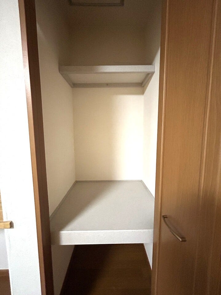 書斎横の収納