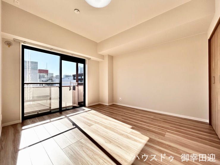 ■□■2階6.4帖洋室■□■心からリラックスできる静けさ、上質な眠りで、毎日をリセットします。明日への活力を養う空間です