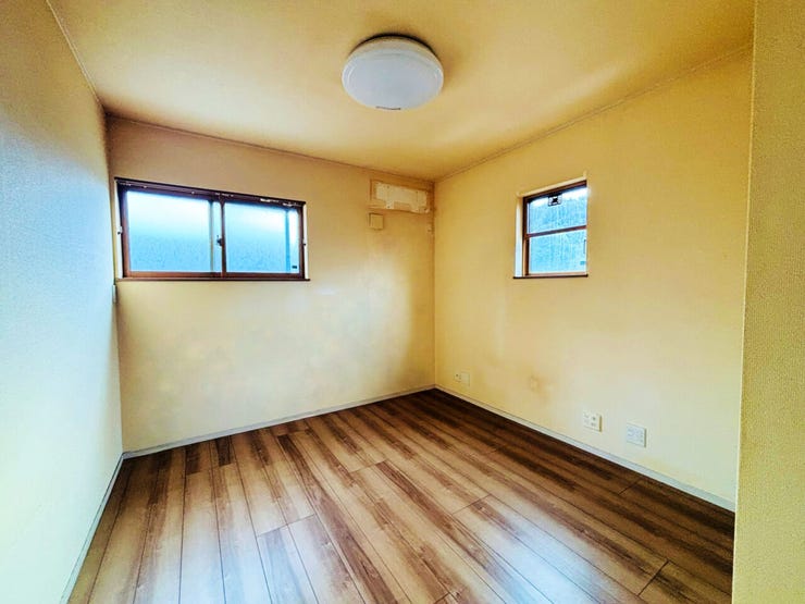 室内の気になる箇所は弊社にてリフォーム工事を承ります!中間請負会社を挟まず余計なマージンが発生しない分、ハイクオリティ・ロープライスで施工することが可能です!