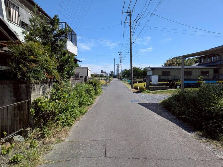 ◆南側道路 幅員約4.7m(東向き)