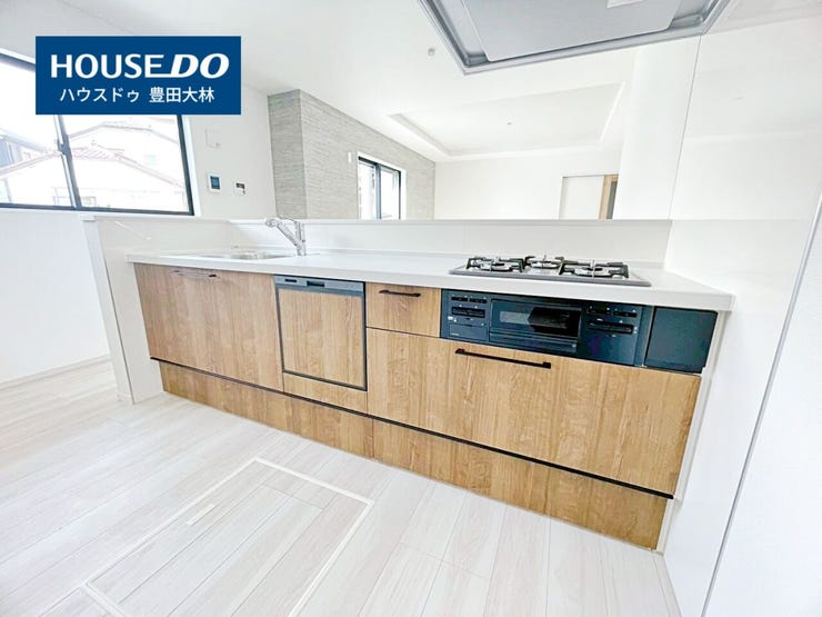 *市木小学校・高橋中学校*
見るだけ聞くだけOK!【お気軽に資料請求!不動産のことならなんでも/ハウスドゥ豊田大林】