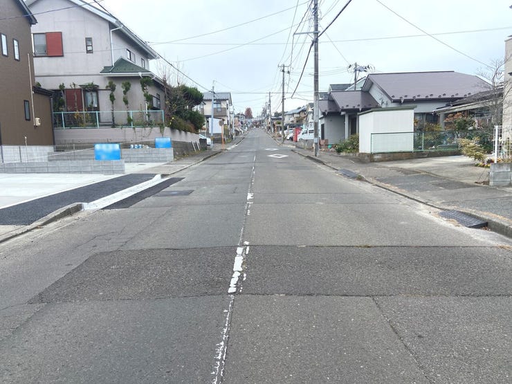 歩道も整備されており安心です。