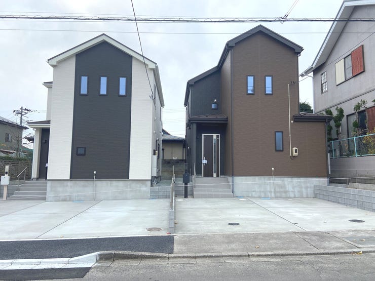【外観】
始発・八木山動物公園駅徒歩10分につき通勤に便利です。スーパーも徒歩10分で買い物至便!