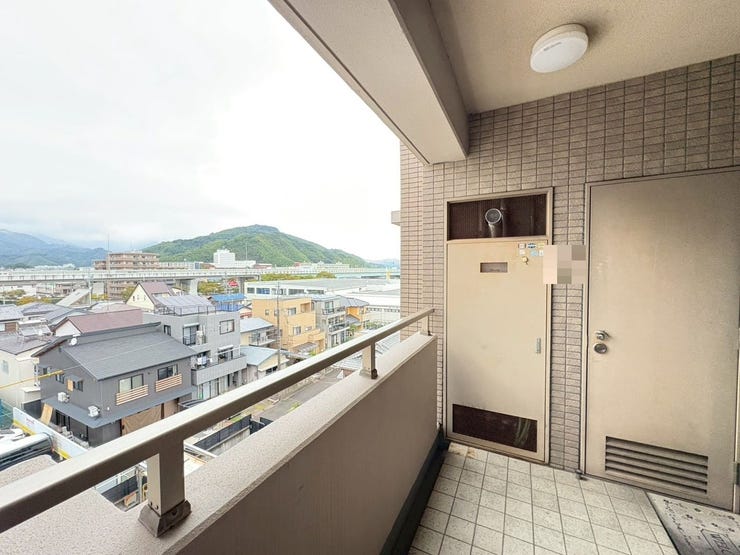 5階のお部屋なので玄関からの景色も絶景!