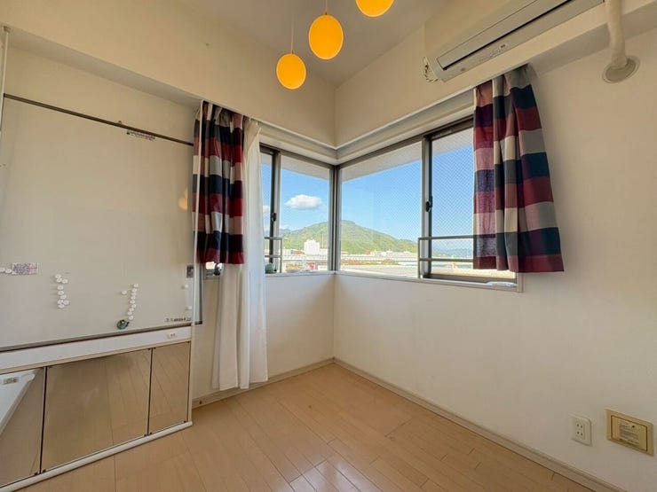 書斎としても使っていただけます♪
日当りも良好!