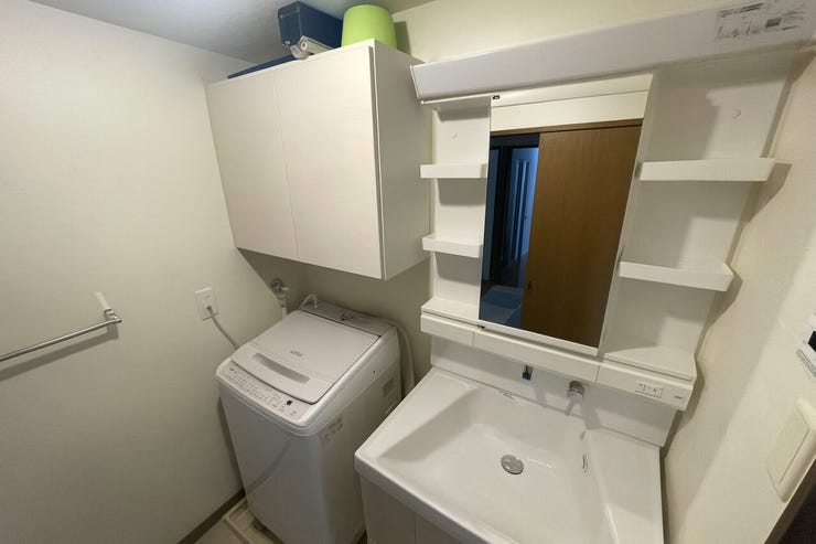 ※空室をイメージしCG加工したものです。
画像は実際の室内写真と間取り図から再現した「室内イメージ」で実際とは多少異なります。