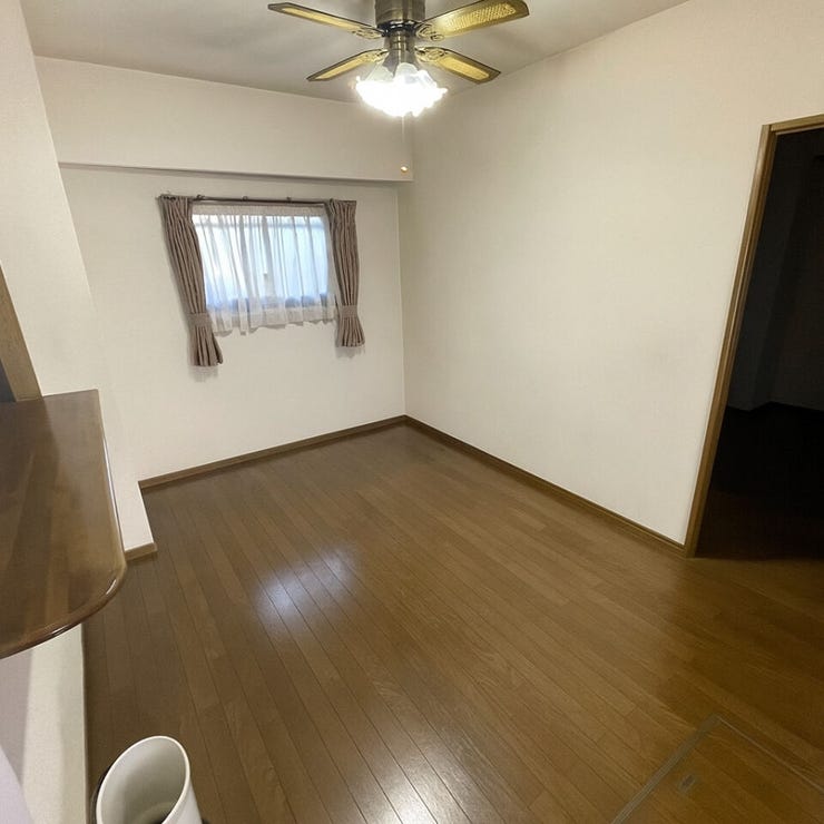 ※空室をイメージしCG加工したものです。
画像は実際の室内写真と間取り図から再現した「室内イメージ」で実際とは多少異なります。