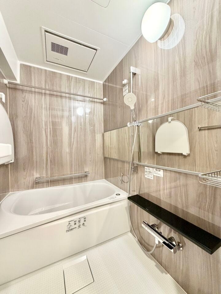 清潔感あふれる浴室は、疲れた体をゆったりと癒してくれます♪