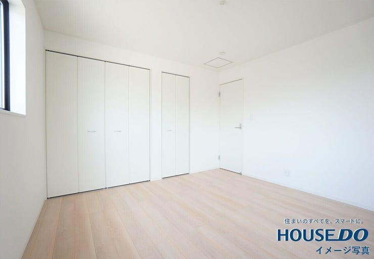 住まう方自身でカスタマイズして頂ける「シンプル」にデザインされた室内。どんなレイアウトにしようか是非想像しながらご見学ください♪