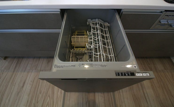 食器を洗って乾かす手間が省けるので、家事の時間が節約できます♪食後もお皿を溜めず、すっきりした片付いたキッチンをキープできそうですね!