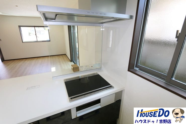 IHクッキングヒーター採用で、お子様やご高齢の方がいらっしゃる家庭も安心ですね。