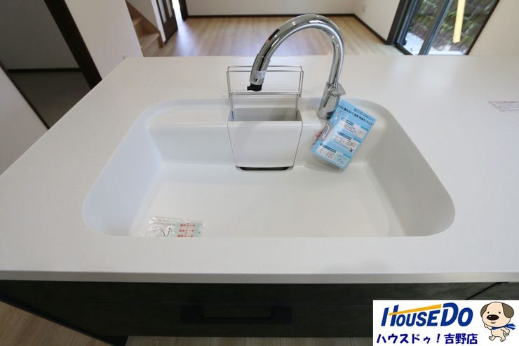 浄水カートリッジ内蔵の水栓で、いつでも清潔なお水が使えます。