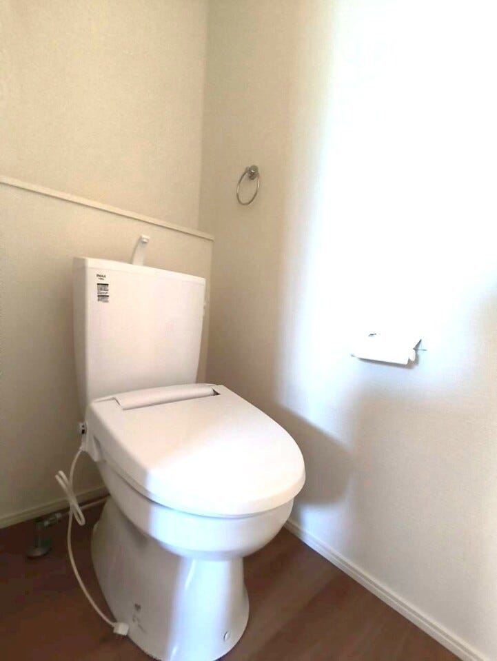 2階にもトイレがあり、朝の混雑の解消にも役立ちます