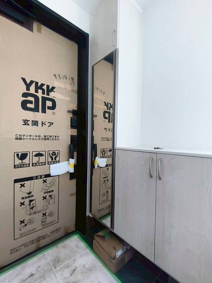 シューズボックス付きで沢山の靴が収納できます