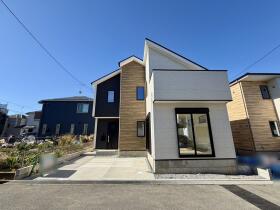 流山市三輪野山１丁目