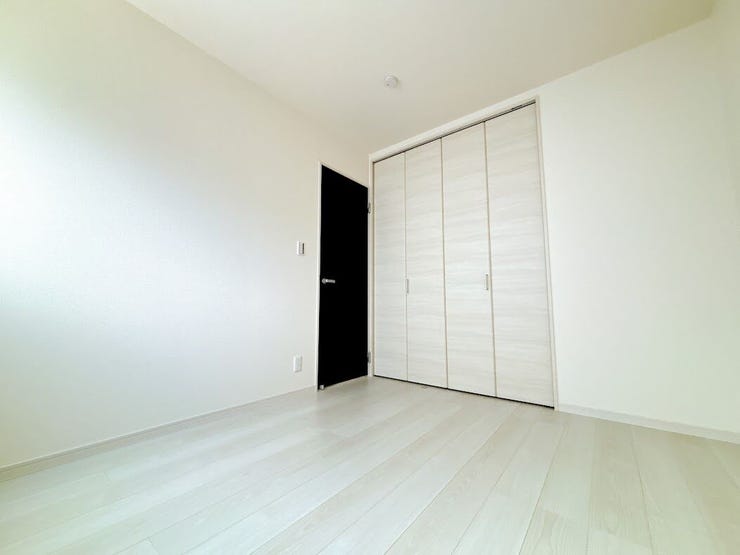 色合いに統一感のある、落ち着いた雰囲気のお部屋です。