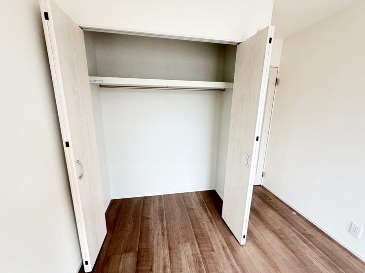 ◎収納:D号棟(3/16撮影)
全居室収納付!大容量の収納スペースで住空間もスッキリ広々♪