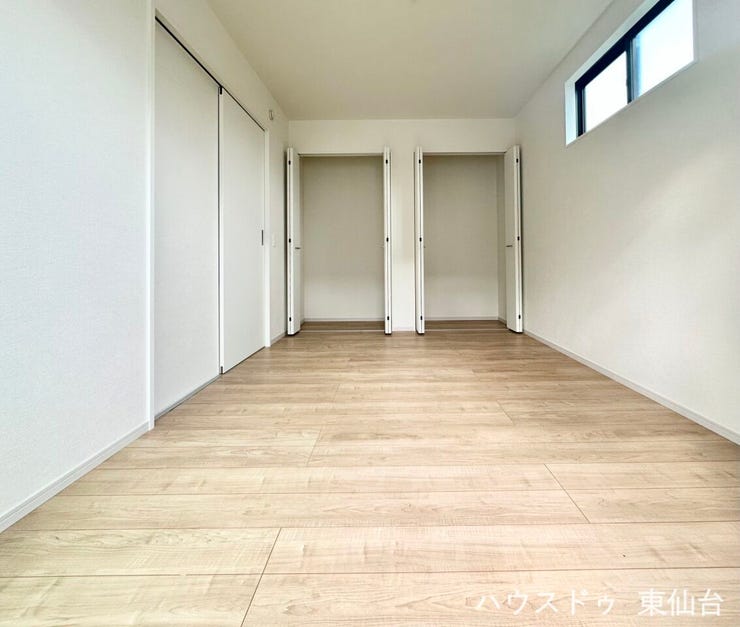 整理整頓しやすい双子のクロゼット付きです♪