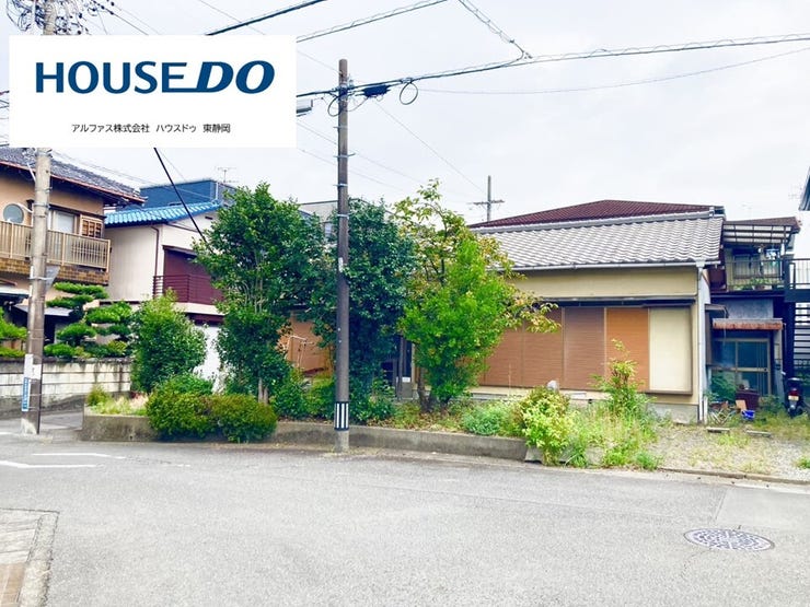 【外観】
北西側角地!建築条件なし!
解体更地にてお引渡です!