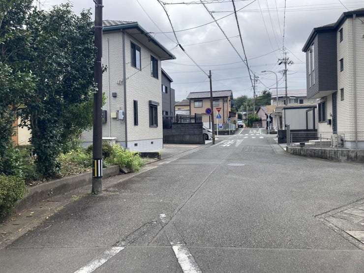 南西側前面道路は幅員約6.0m!