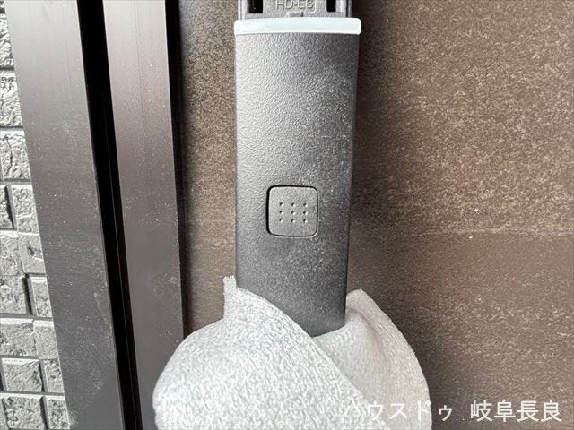 ≪スマートキー≫
スマートキーは開錠・施錠がスムーズです。鍵穴がなく、防犯性も高いです。紛失のリスクも減らせるので安心ですね♪