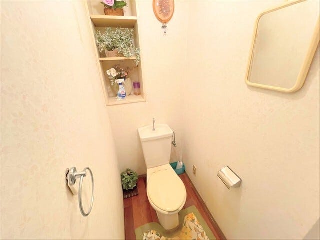 【収納付きトイレ】