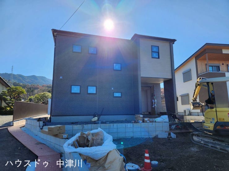 建物正面から望む景観