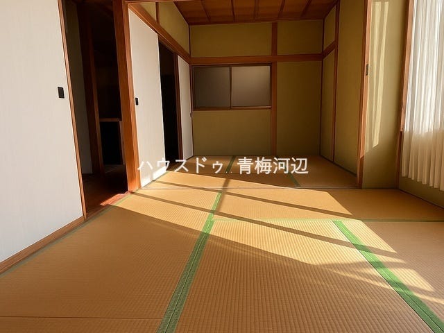 6帖和室:6帖和室のお部屋を繋げたり間仕切りしたりと生活スタイルに合わせてお使いいただけます。家事動線も良くお掃除がしやすくなっています。
※一部CG家具消し加工処理をしています。