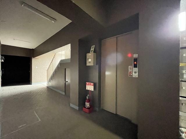 エレベーターが設置されています。