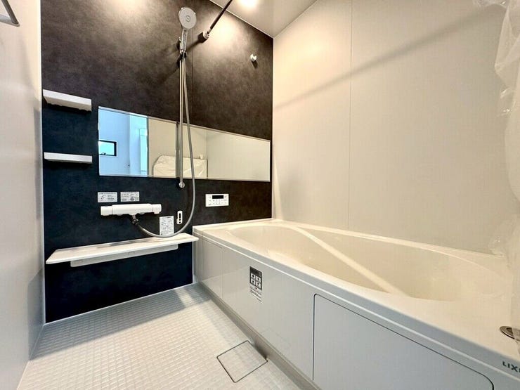 【Bathroom】リラックスできる空間で、一日の疲れを癒し、心身共にリフレッシュできます。