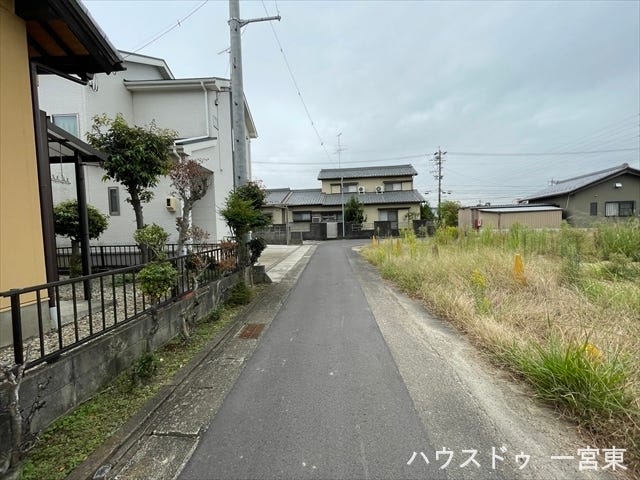 ≪東側南向き 幅約2.2m≫
落ち着いた住宅環境です。