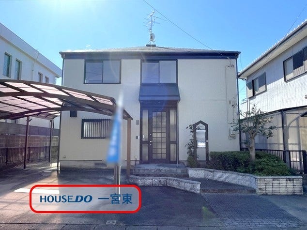 【外観】
ローソン一宮木曽川インター南店 徒歩約9分、八丁堀児童遊園 徒歩約8分。木曽川町門間字筋違に、4LDK木造2階建ての登場です。