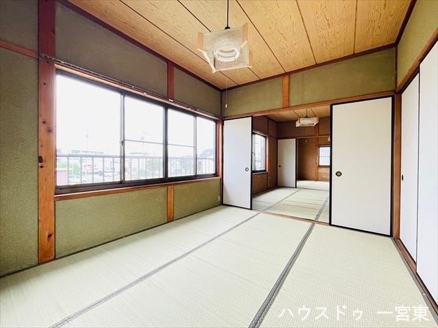 ≪2階北側6帖≫お子様の遊び場やお昼寝、来客用の寝室にと多様な用途で使えます。