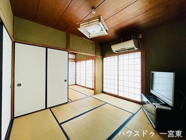 ≪1階6帖≫和室でごろんとお昼寝。家族のくつろぎのスペースになりそうですね。