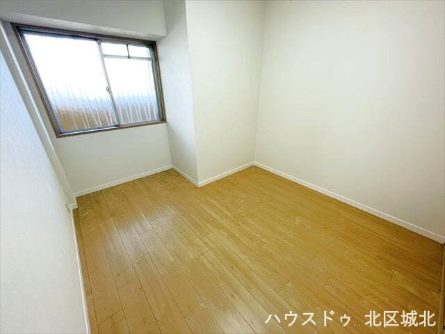 敷地内の公園です。