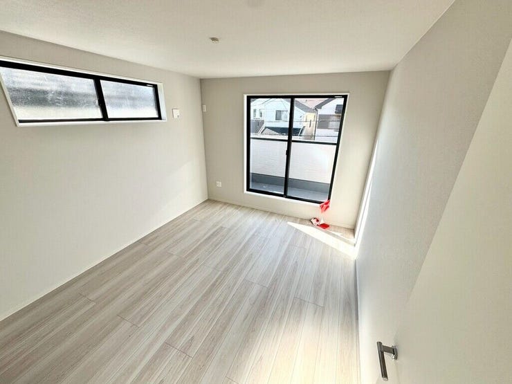 【Bedroom】ナチュラルな内装で、リラックスできる空間。寝室や書斎にも最適です。