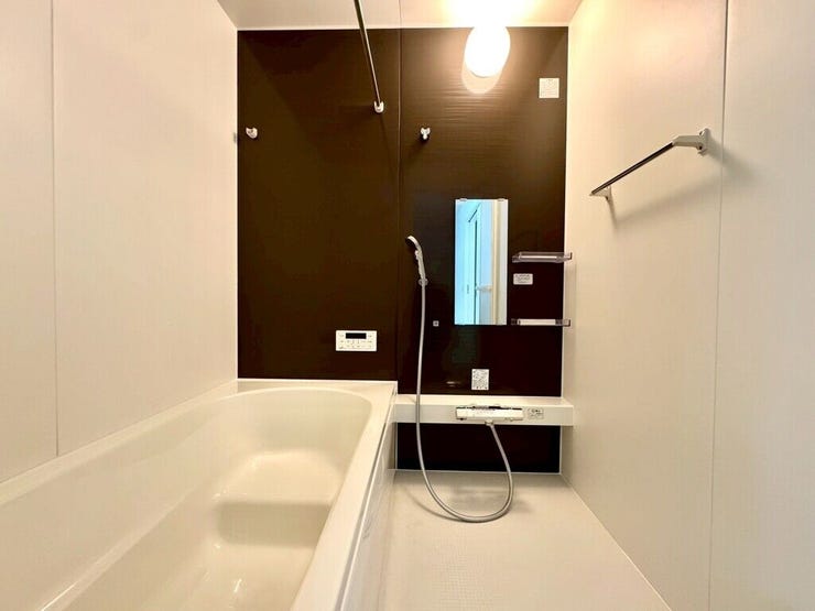 【Bathroom】リラックスできる空間で、一日の疲れを癒し、心身共にリフレッシュできます。