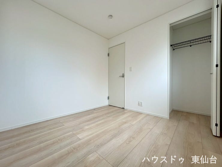 シンプルな美しさと機能性を兼ね備えた、スマート収納。